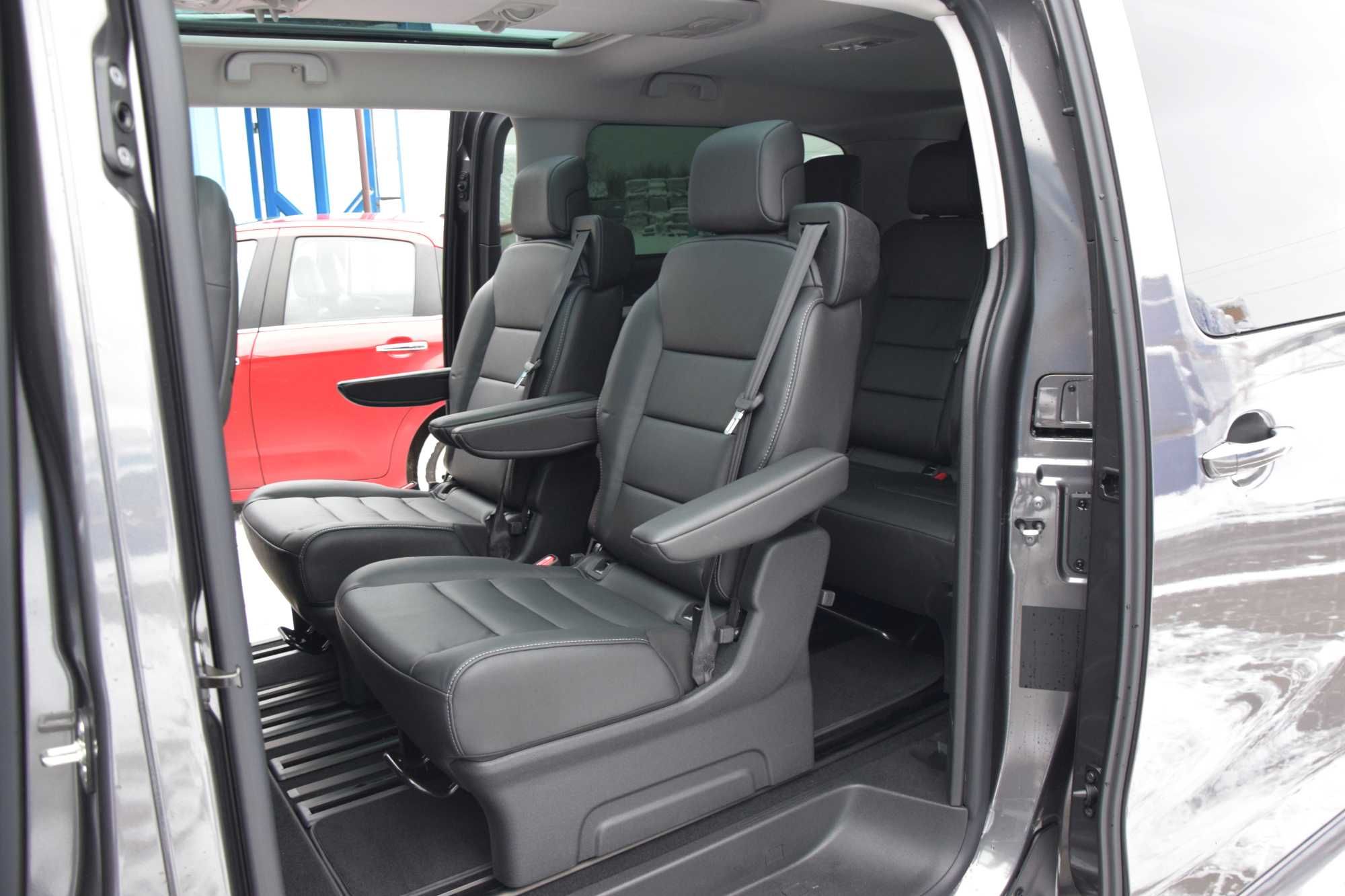 Wynajem Premium BUS 7-osobowy Citroen SPACETOURER 2020, od 170 zł/doba