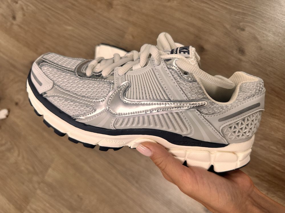 Nike zoom vomero 5 Chrome original