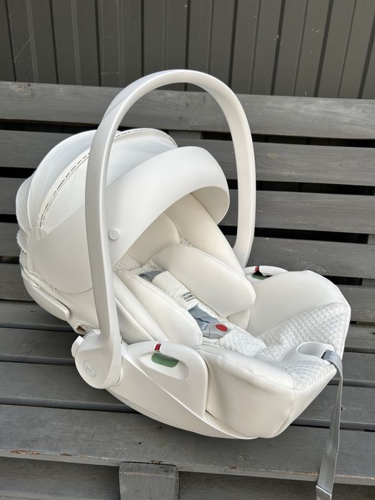 ‼️ Чорна Пʼятниця‼️Cybex Cloud T i-Size Urban Mobility White