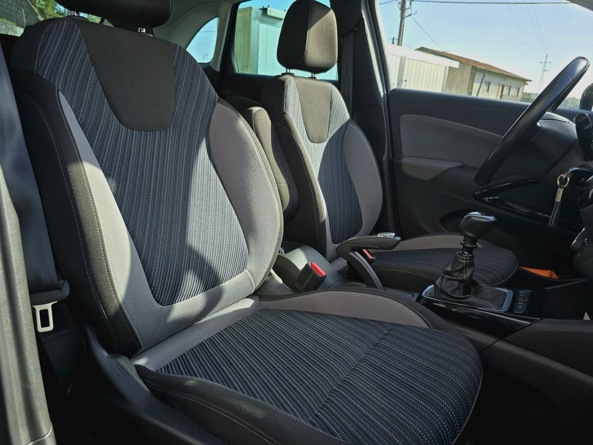 Opel Crossland X 1.2T Edição 120 anos