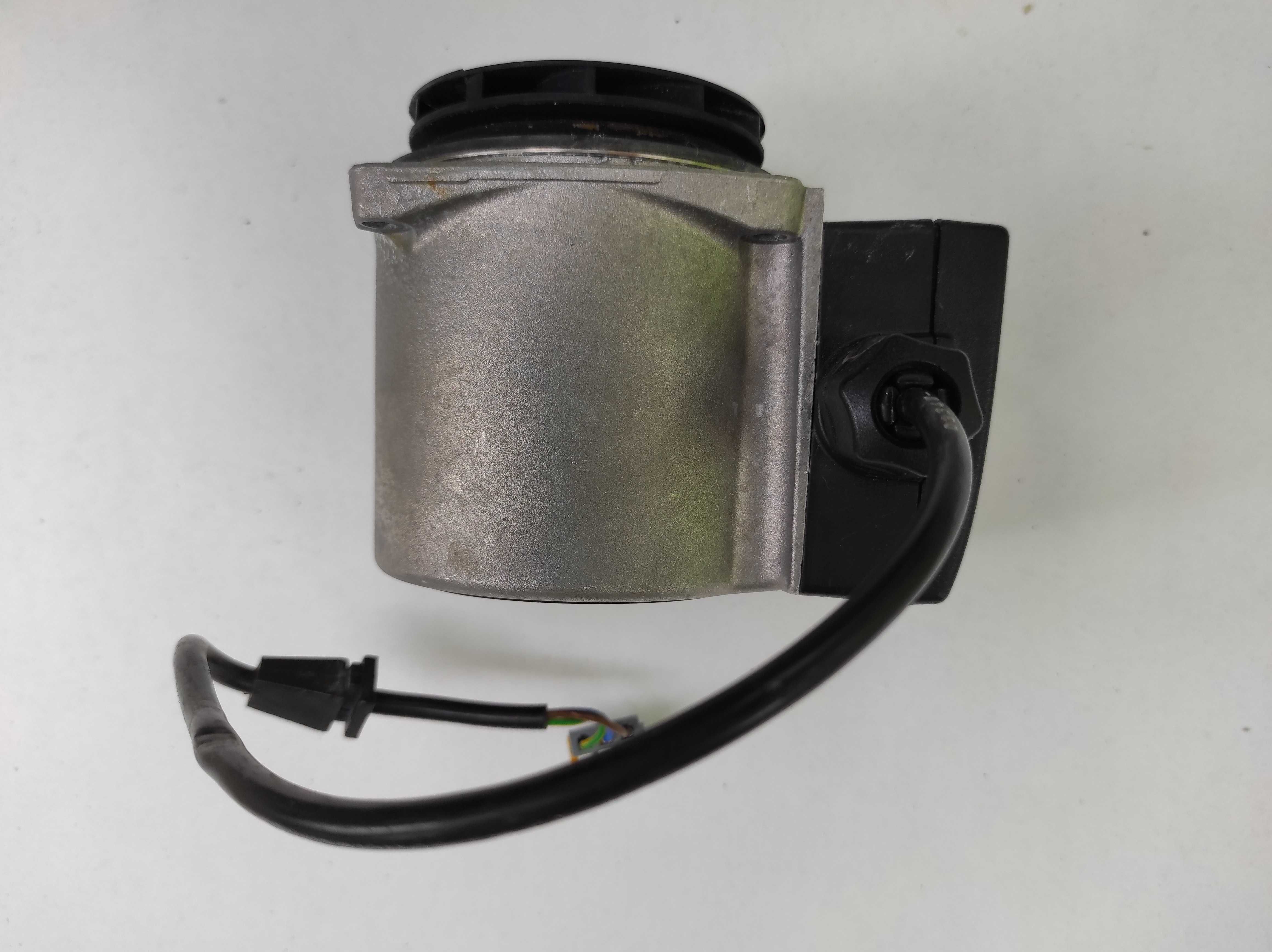Котел Vaillant vuw int 282/2-5 r2 turbo Запчасти. Разборка. Запчастини