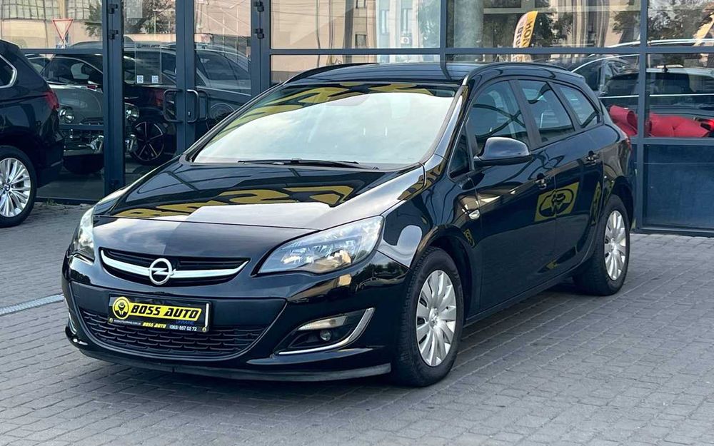 Opel Astra  2013