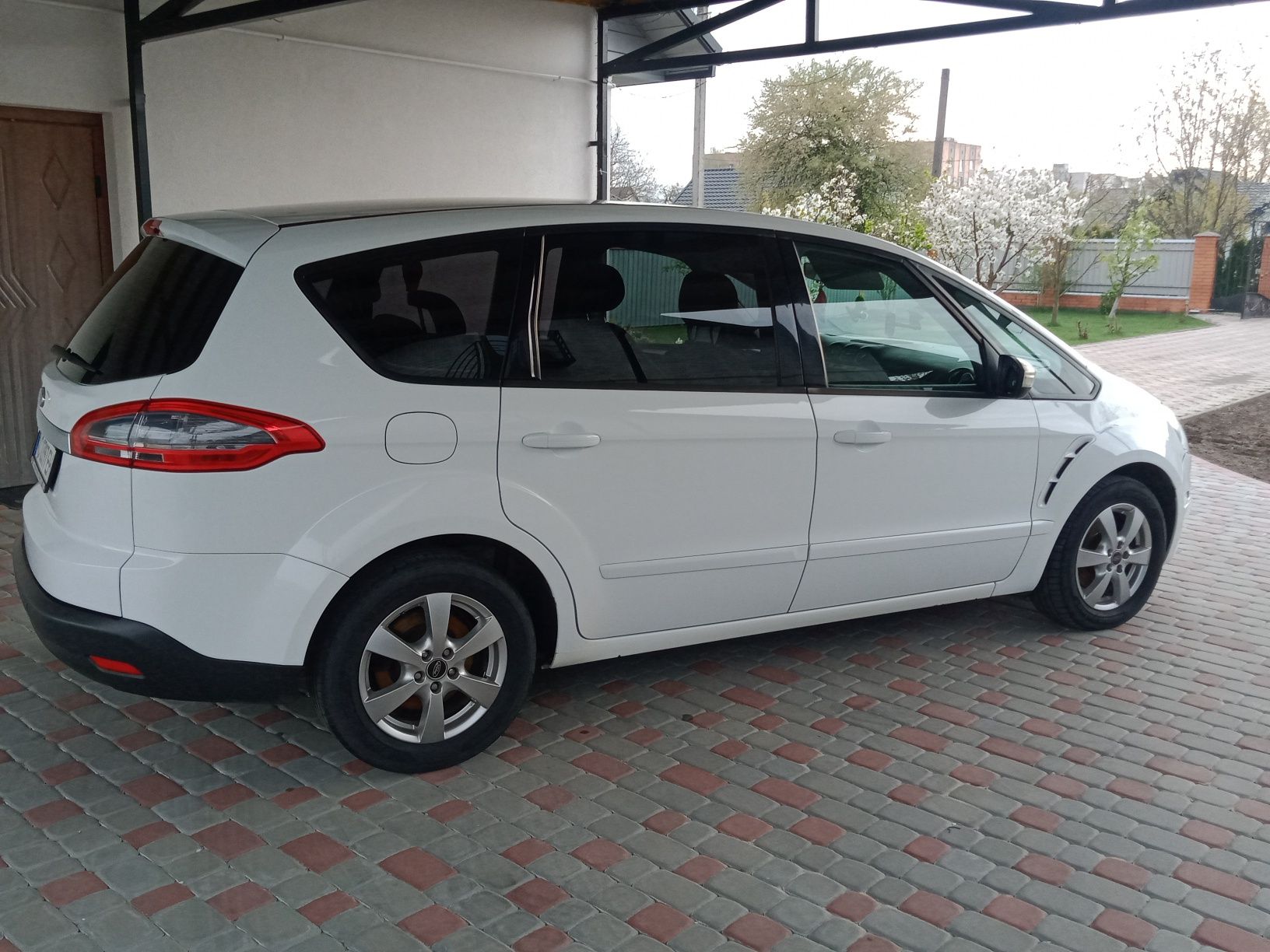 Продам Ford S-Max 1.6 TDCi