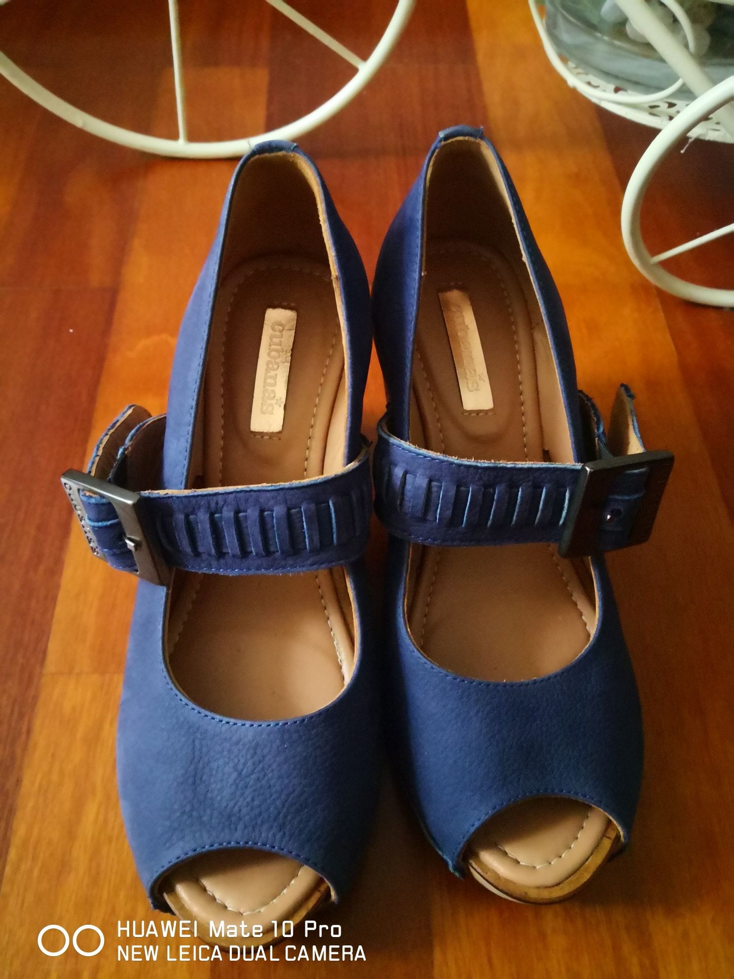 Sapatos tamanho 37