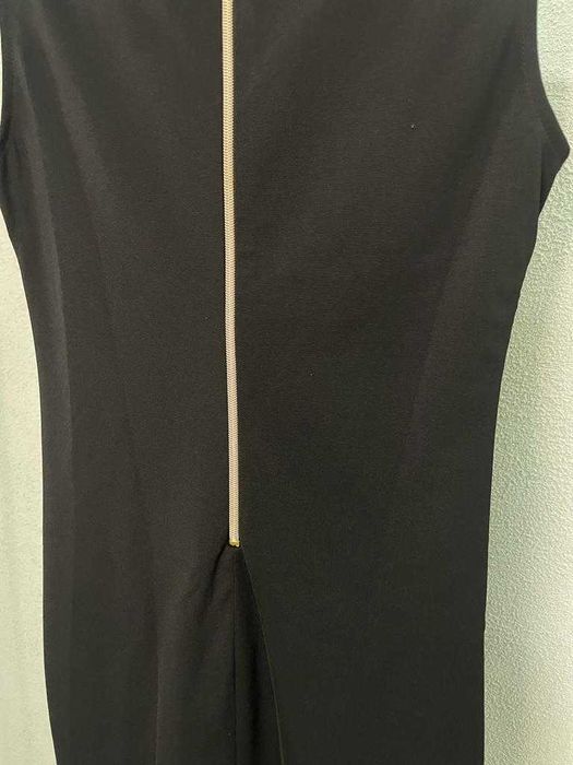 Vestido Preto com Brilhos