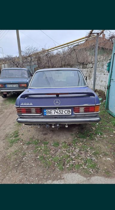 Mercedes W123 OM 604 2.2d