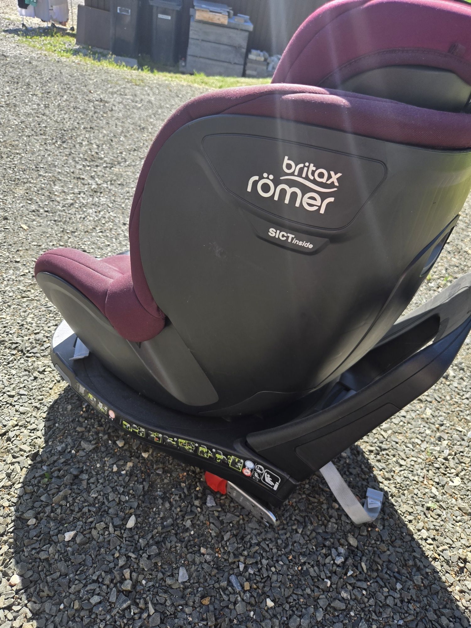 Fotelik samochodowy Britax romer DUALFIX M PLUS i-Size 0-20kg