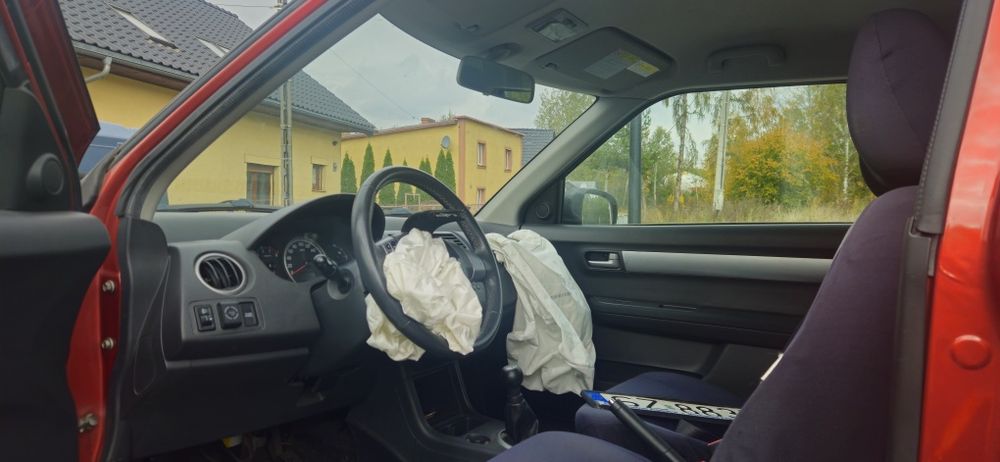 Suzuki Swift 1.3 LPG 2009 Rok Krajówka Pierszy Własciciel Przebieg 98