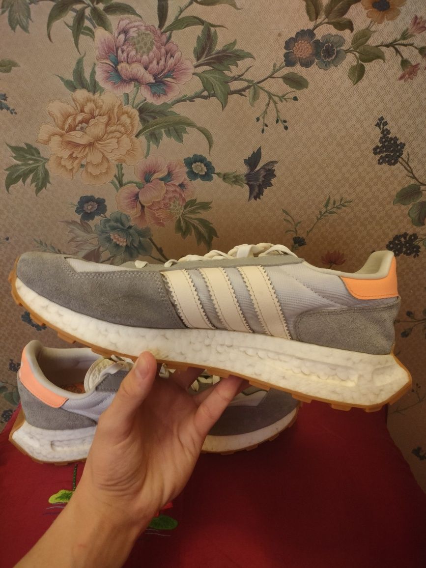Продам кроссовки adidas Originals RETROPY E5
