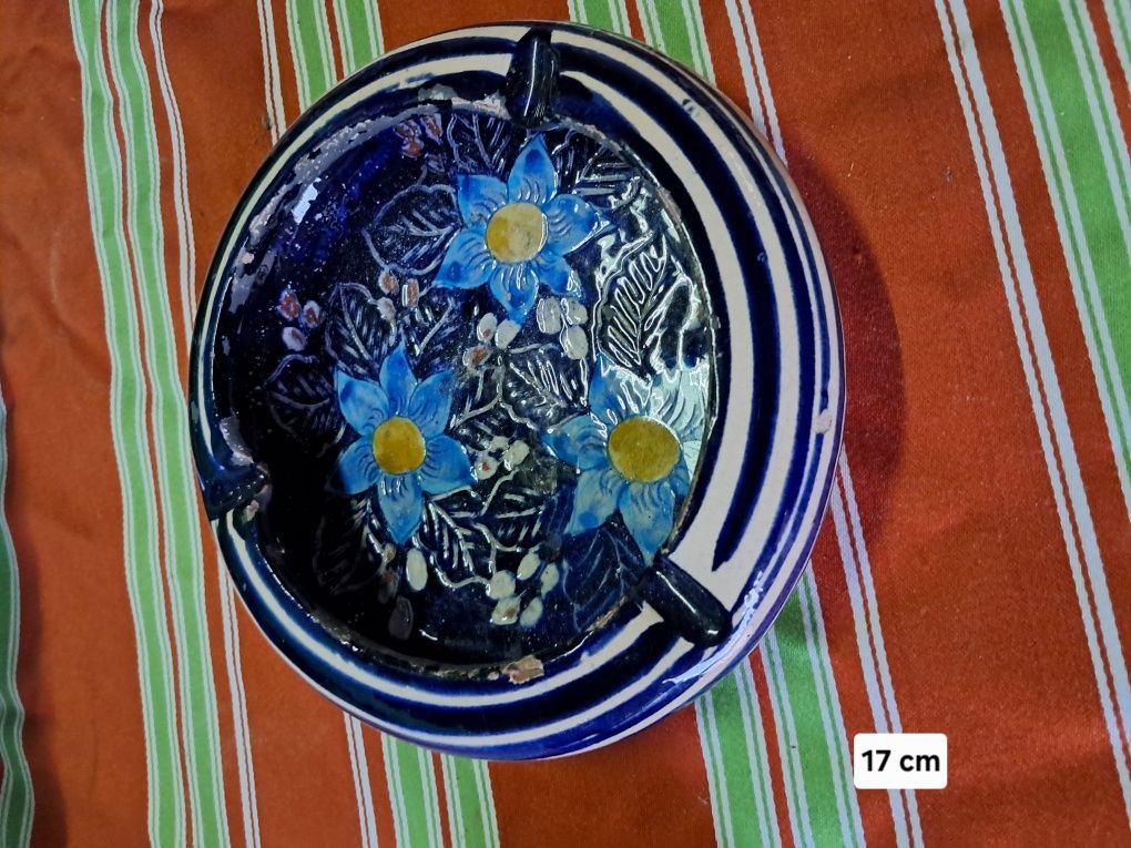Cinzeiro pintado a mão