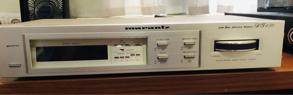 Продам тюнер Marantz st 450