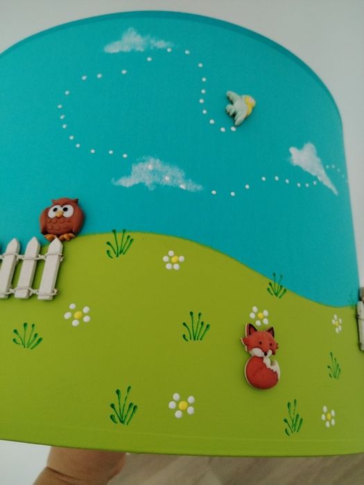 Abajour infantil com relevo em várias cores