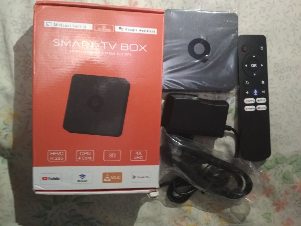 Приставка смарт тв бокс smart tv box x-96 Q1, 4-ядерная 2/16 : 4/64 Ан