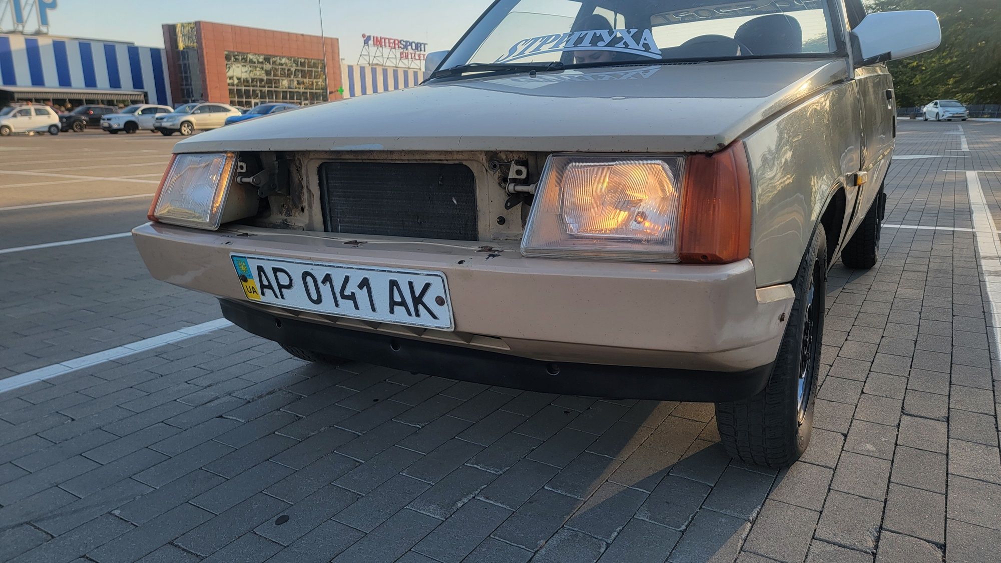 ЗАЗ 1102 "Таврия"