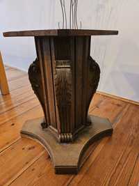 Stolik drewniany rzeźbiony