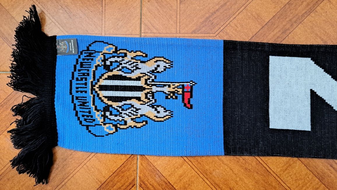 Cachecóis duplos do Newcastle United FC