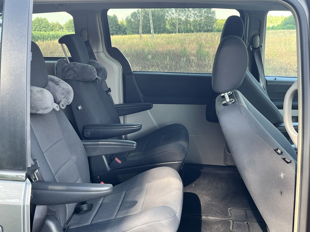 Chrysler Grand Voyager Rodzinny Van