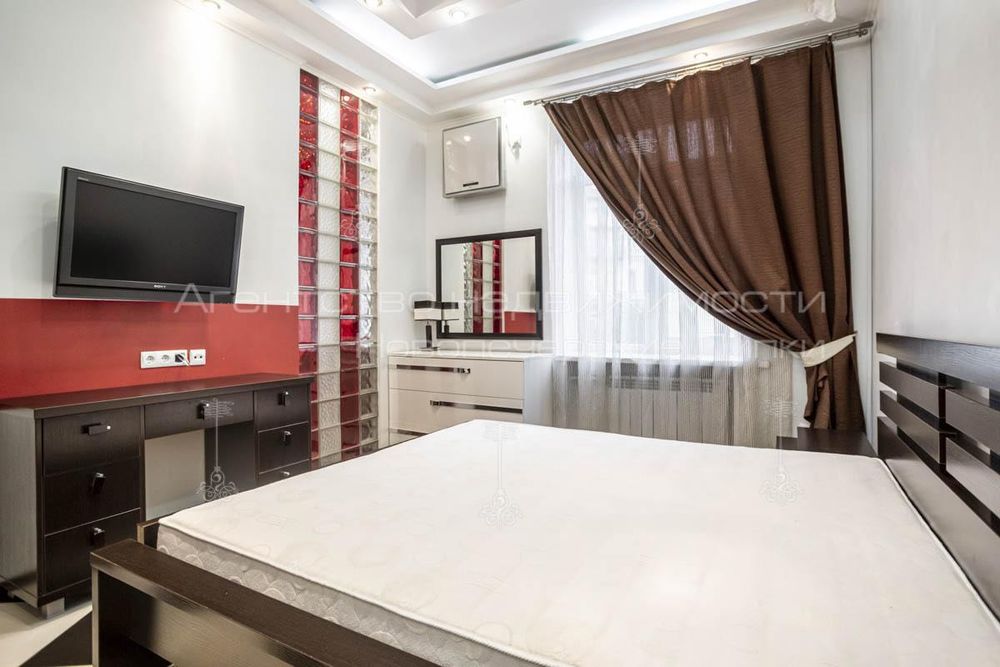 Продам квартиру исторический центр 86 м2 Велика Васильківська 20