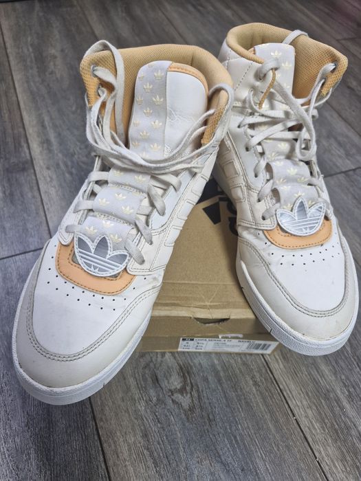 42, 1041 грн
Кросівки Adidas
Кросівки Adidas
Кросівки