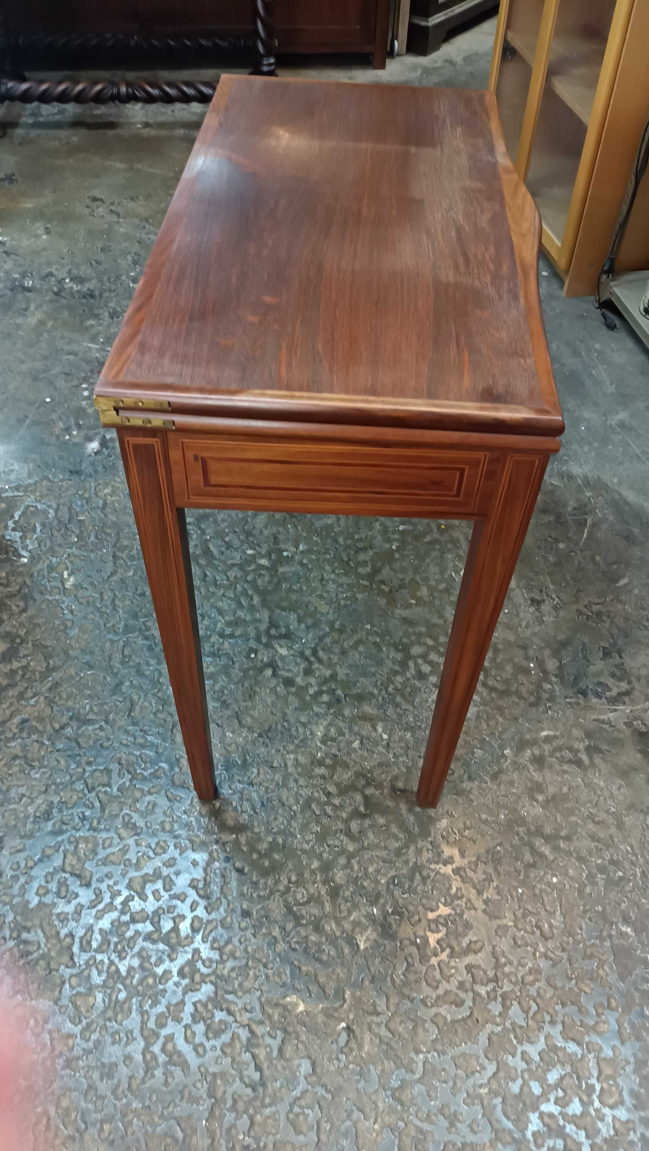 Mesa chá estilo D.Maria
