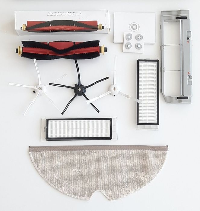 РОЗПРОДАЖ! аксесуарів для роботів пилососів