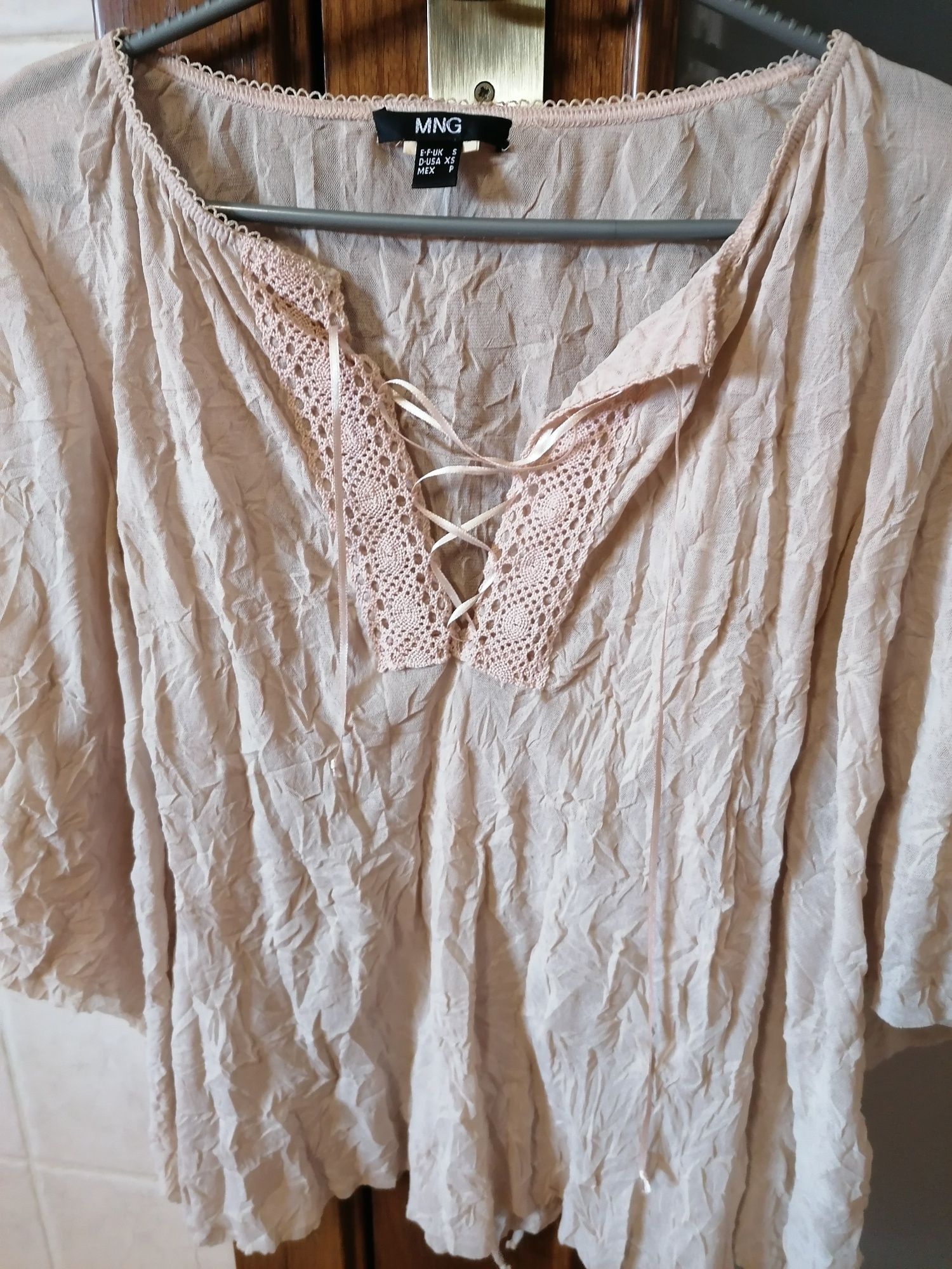 Blusa creme mango