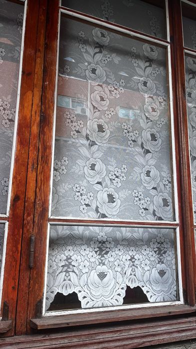 Вікна великі деревʼяні дубові зі склом