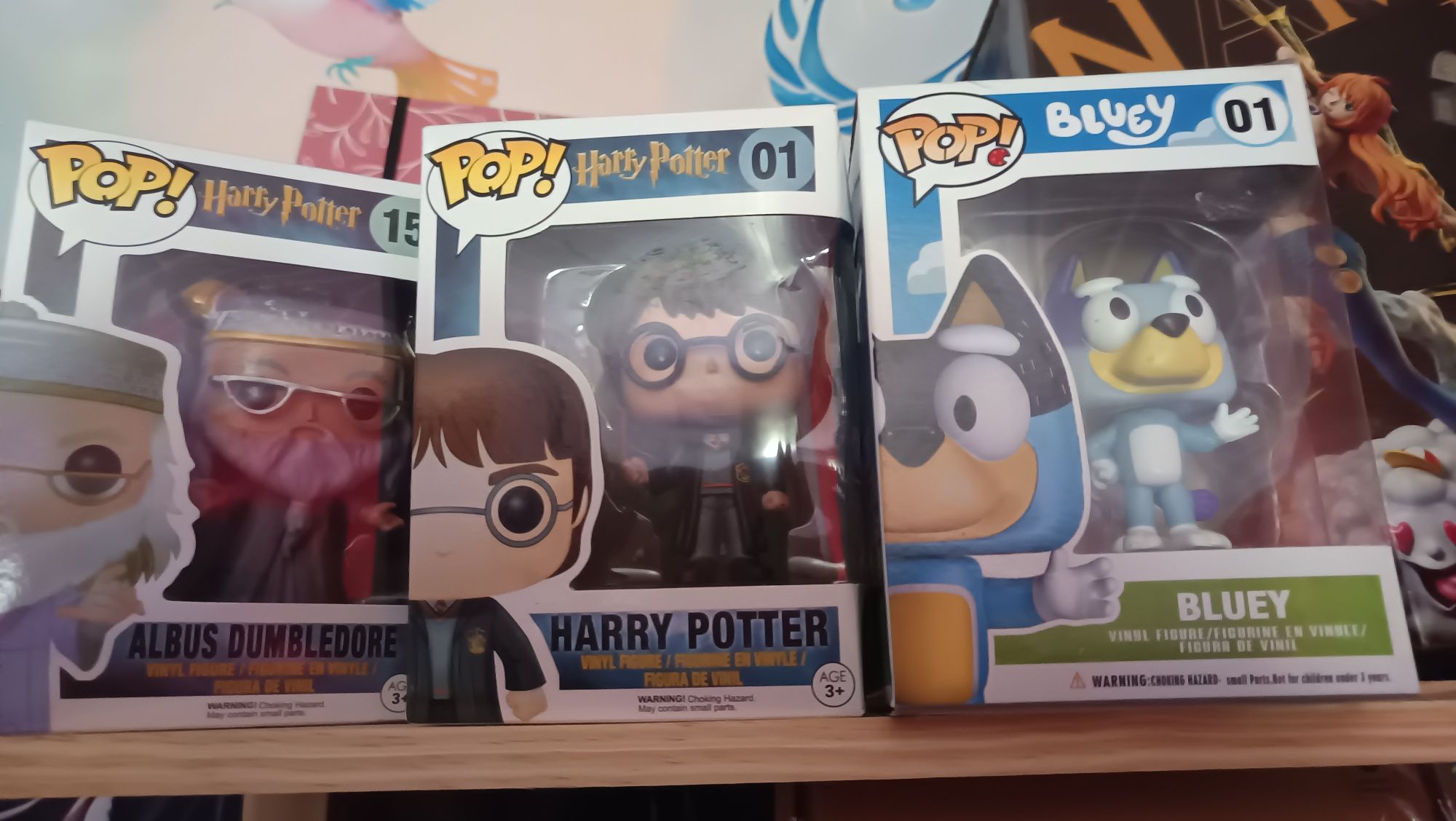 Pops novos em caixa