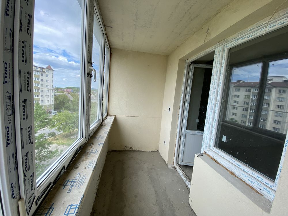 ТЕРМІНОВИЙ ПРОДАЖ видової 3х-кімнатної квартири по вул. Тролейбусна.