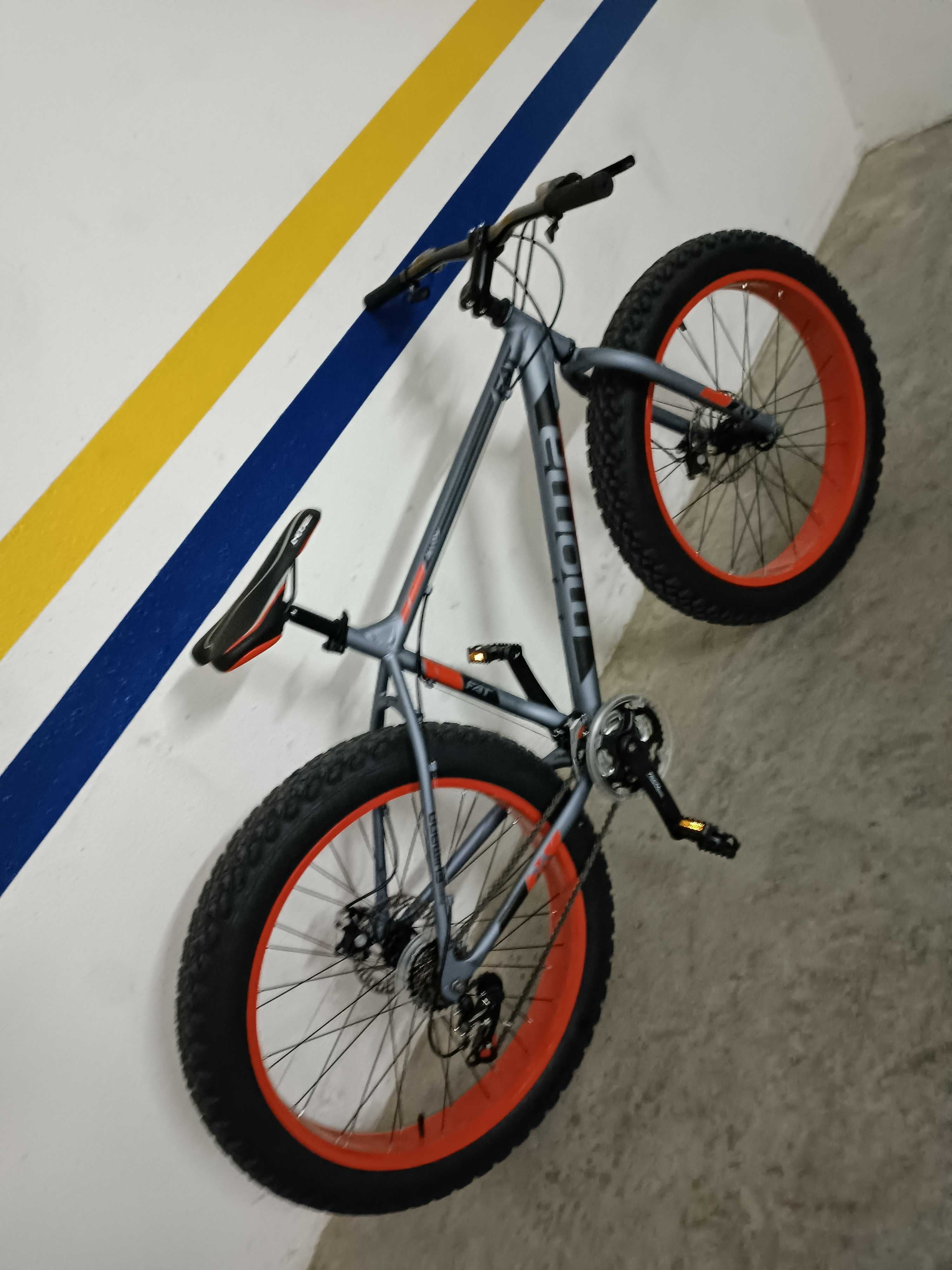 MOMA BIKES fatbike