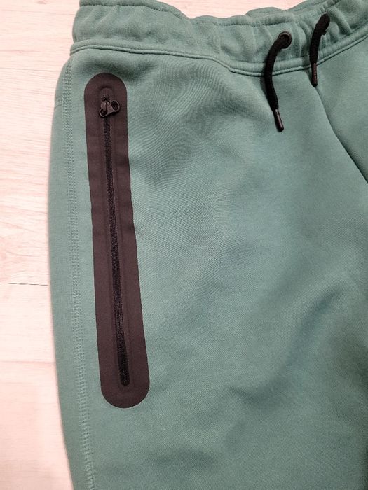 Штани дітячі NIKE Sportswear Tech Fleece нові original