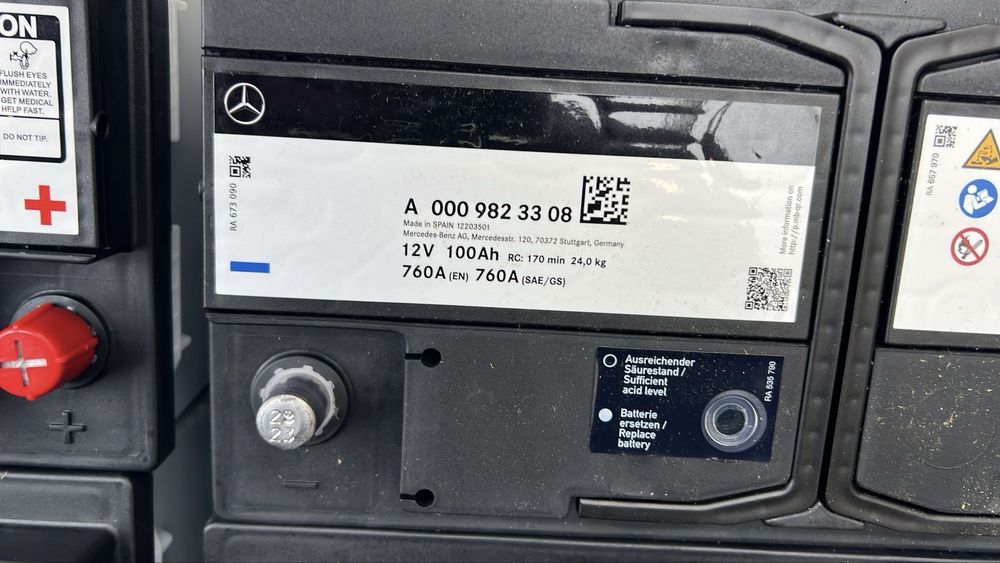 Аккумулятор A0009823308 Mercedes 12V 100Ah 760A