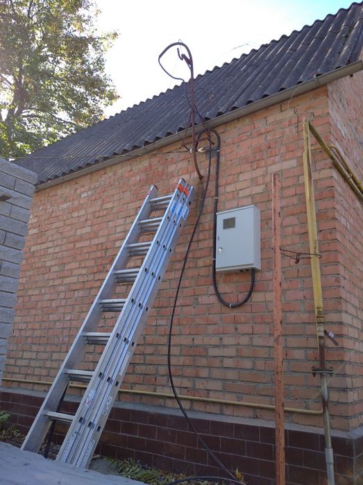 Електромонтажні роботи. Електрик.