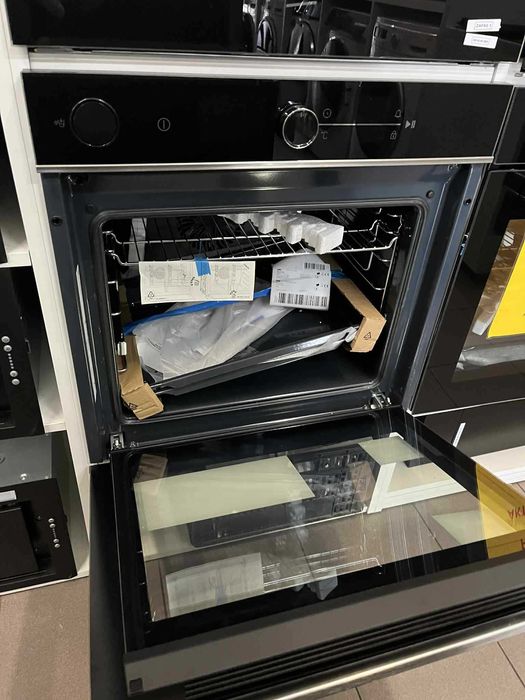 Piekarnik Beko z funkcją pary / 59,5 cm wysokości/ Nowy Produkt