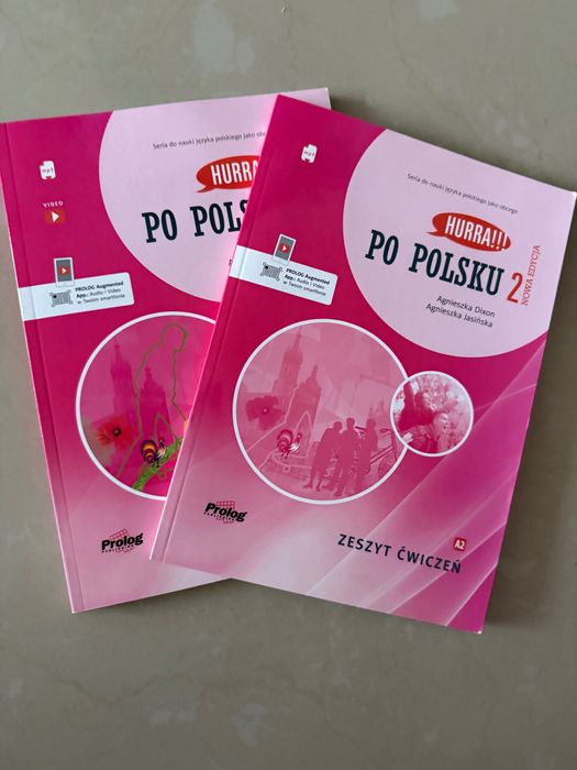 Dwa podręcznika studenta po Polsku 2