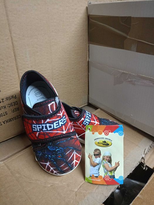 dziecęce buciki pantofle trampeczki nowe roz,24