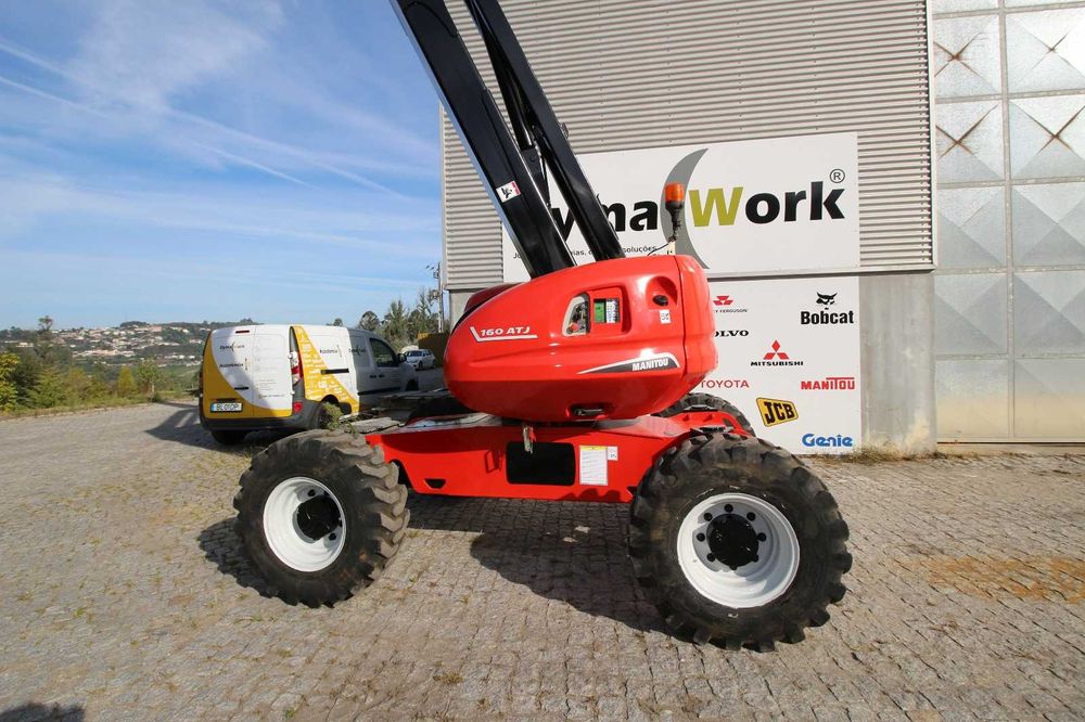 Manitou ATJ 160 Plataforma elevatória articulada todo terreno