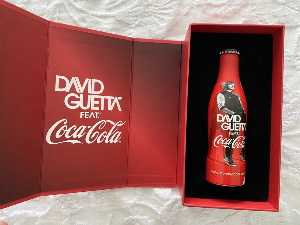 Garrafa Coca Cola David Guetta com caixa edição especial 2012