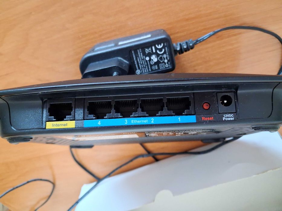 Router Cisco Linksys WRT120N