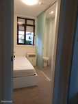 420470 - Quarto com cama de solteiro, com casa...