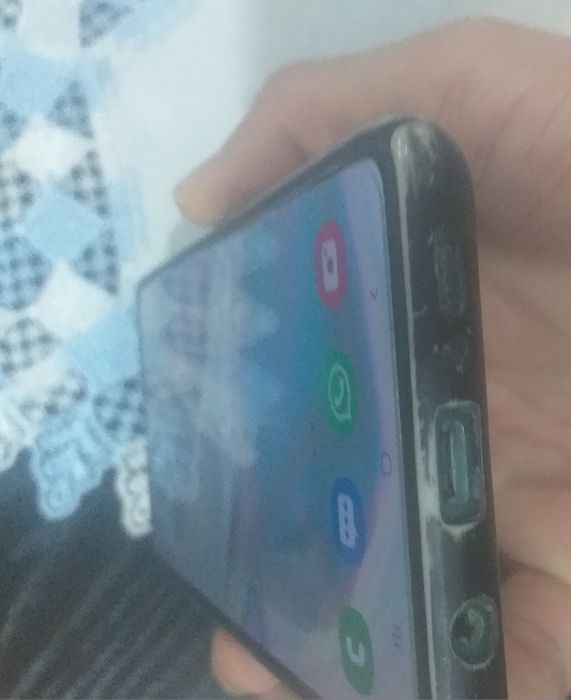 Vendo Samsung galaxy a71 como novo pouco uso
