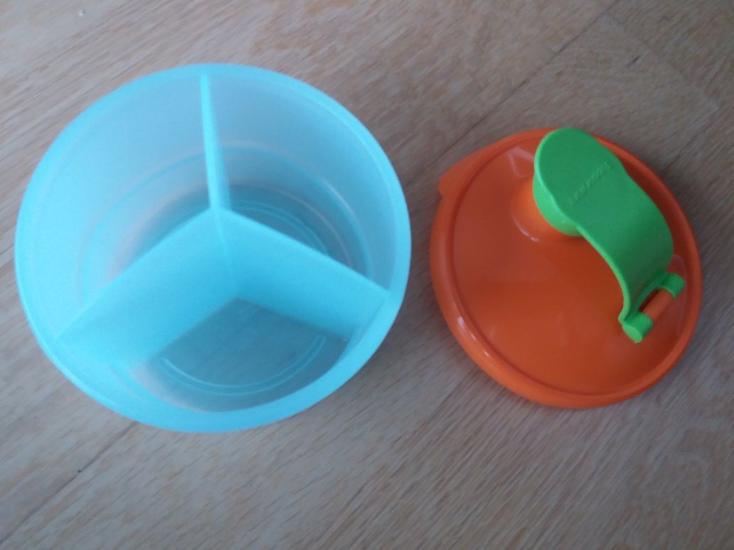 Doseador de leite ou papa em pó Tupperware