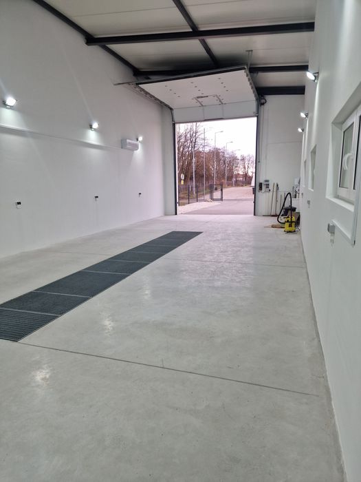 Lokal 120m2 7x17m z kanałem technicznym 8m teren zamknięty