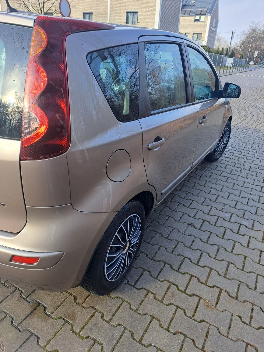 Nissan Note benz+gaz Navi  klima