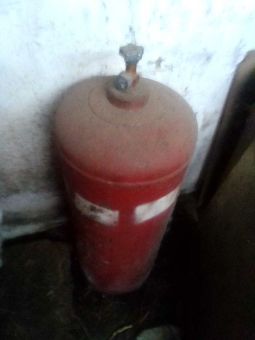 Продам газові балони