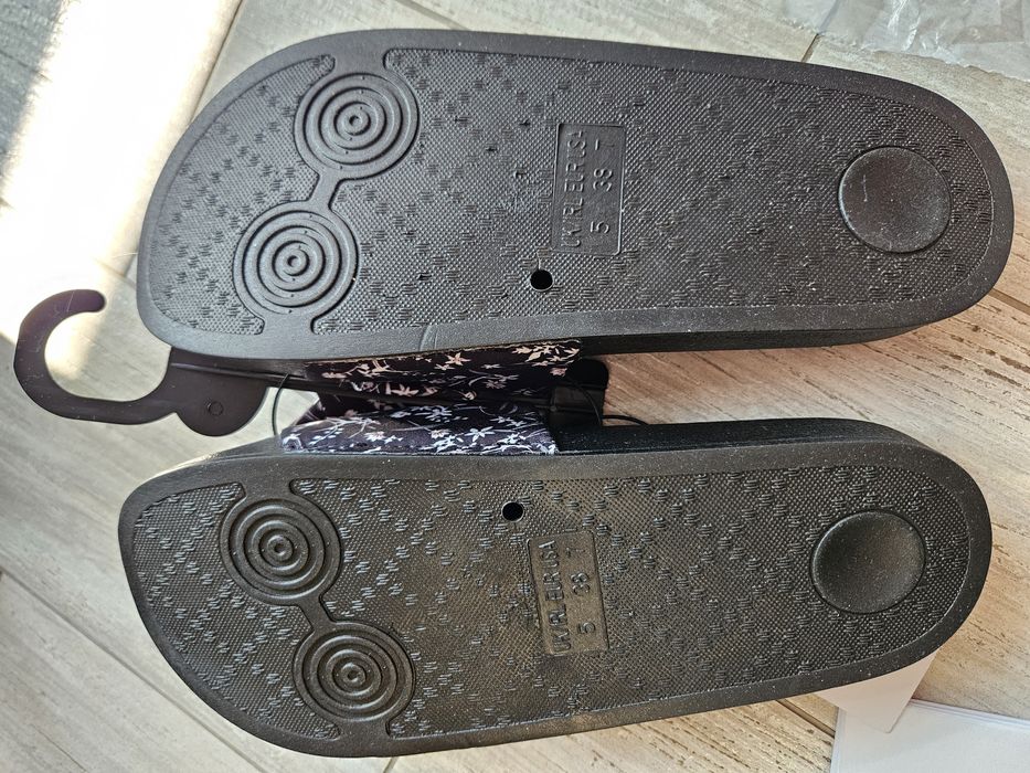 Слайди, шльопанці Sinsay, 37-38 розмір