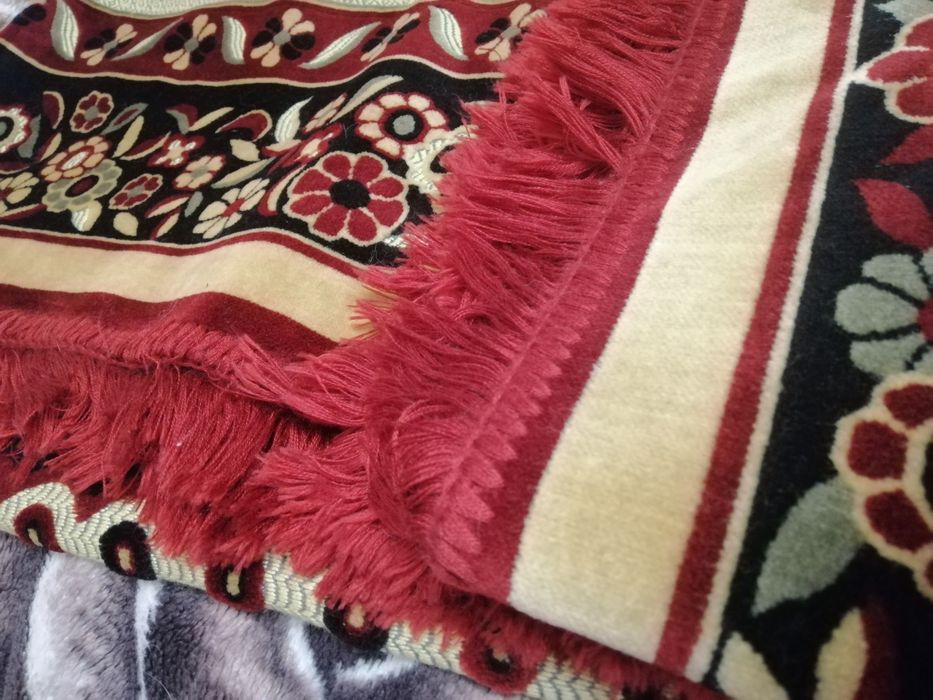 Новое! Покрывало ковровое бежево-бордовое 2,4*1,8м