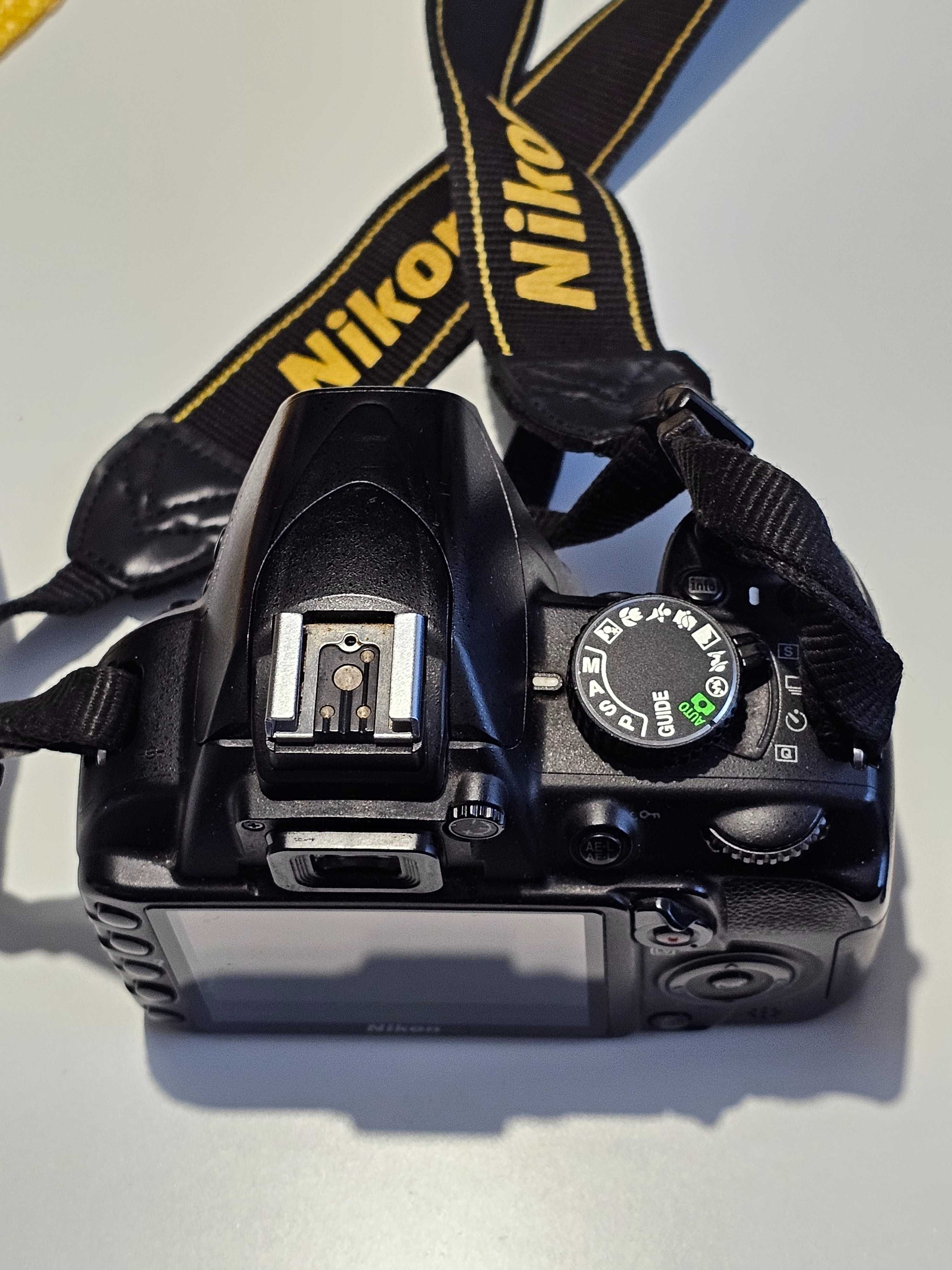 Aparat NIKON D3100