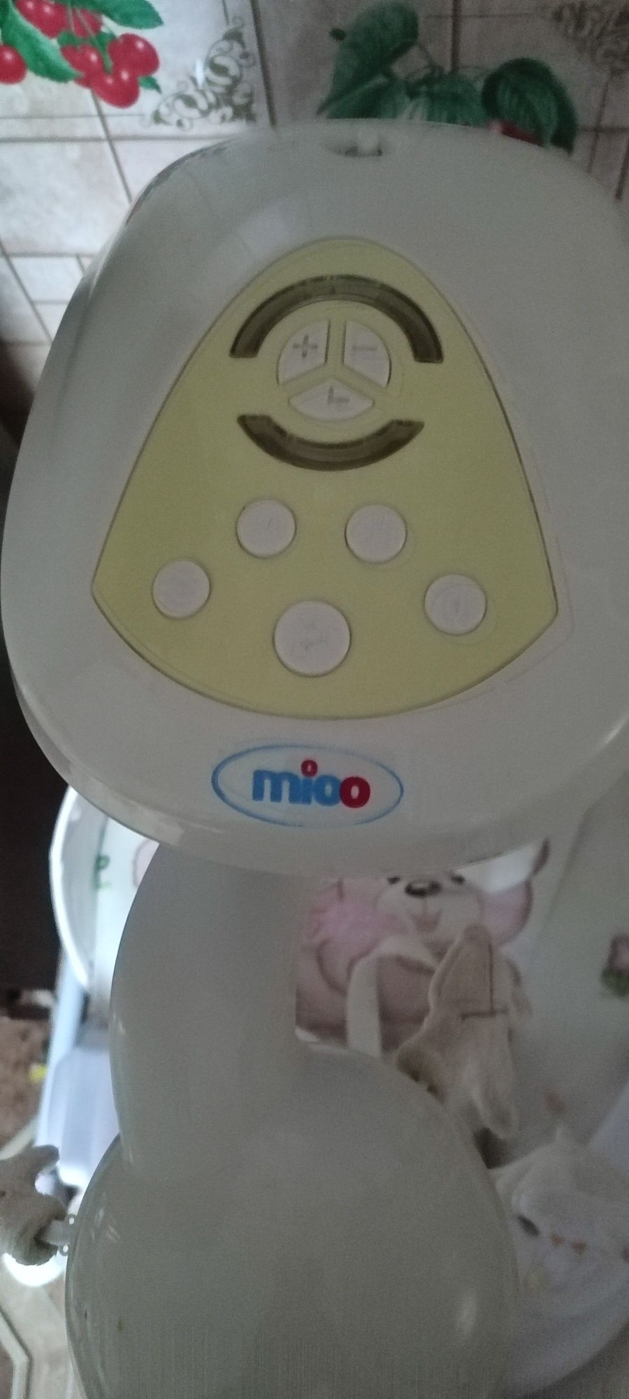 Заколисуючий центр Mioobaby Estrella beige