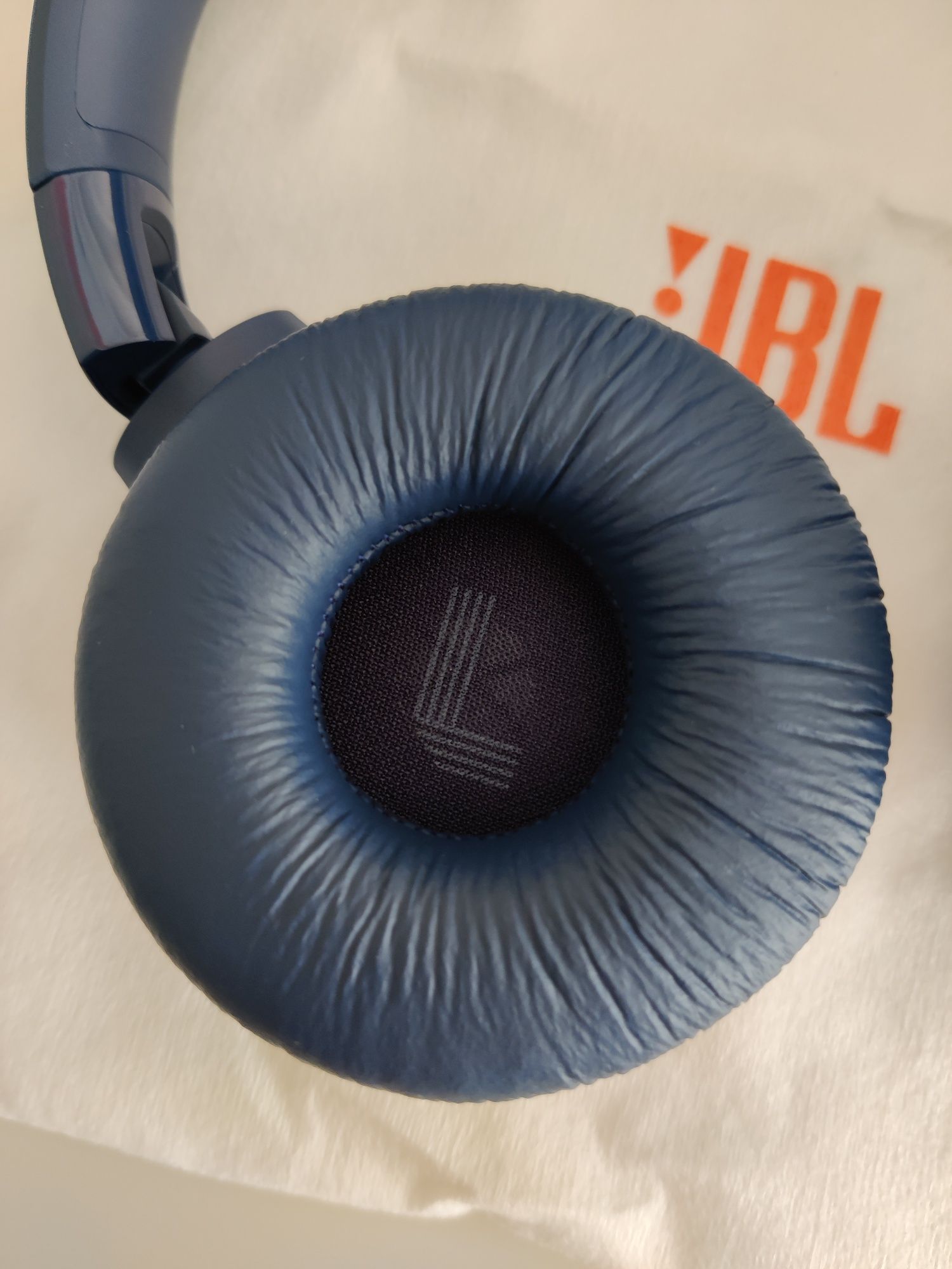 Auriculares JBL Tune 520BT